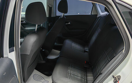 Volkswagen Polo VI (EU Market), 2015 год, 850 000 рублей, 12 фотография