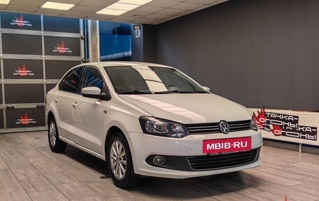 Volkswagen Polo VI (EU Market), 2015 год, 850 000 рублей, 4 фотография