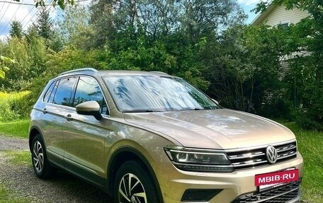 Volkswagen Tiguan II, 2019 год, 1 950 000 рублей, 3 фотография