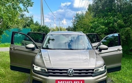 Volkswagen Tiguan II, 2019 год, 1 950 000 рублей, 9 фотография