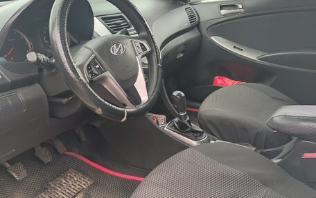 Hyundai Solaris II рестайлинг, 2016 год, 899 000 рублей, 5 фотография