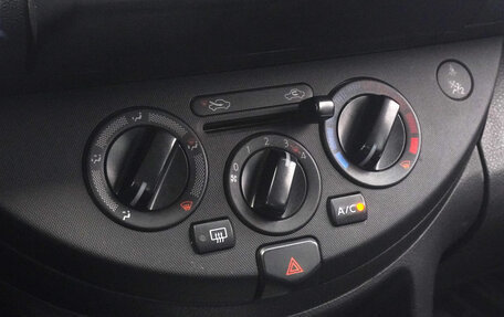 Nissan Note II рестайлинг, 2011 год, 612 000 рублей, 15 фотография