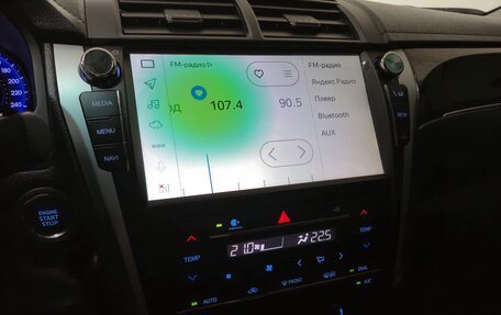 Toyota Camry, 2018 год, 2 750 000 рублей, 17 фотография