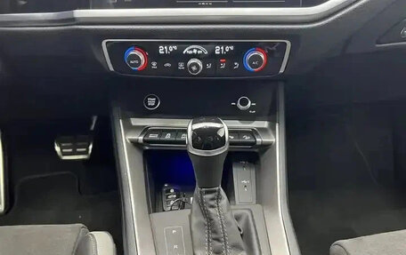 Audi Q3, 2022 год, 2 765 000 рублей, 14 фотография