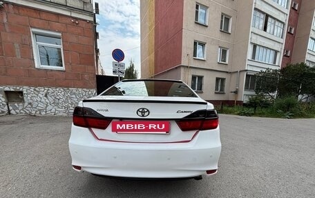 Toyota Camry, 2014 год, 1 750 000 рублей, 4 фотография
