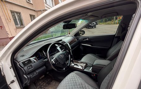 Toyota Camry, 2014 год, 1 750 000 рублей, 7 фотография
