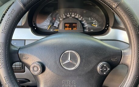 Mercedes-Benz Viano, 2004 год, 1 599 000 рублей, 18 фотография