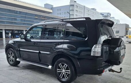 Mitsubishi Pajero IV, 2012 год, 1 950 000 рублей, 3 фотография