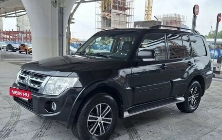 Mitsubishi Pajero IV, 2012 год, 1 950 000 рублей, 2 фотография
