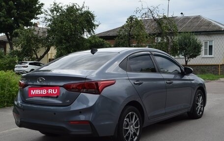 Hyundai Solaris II рестайлинг, 2018 год, 1 230 000 рублей, 11 фотография