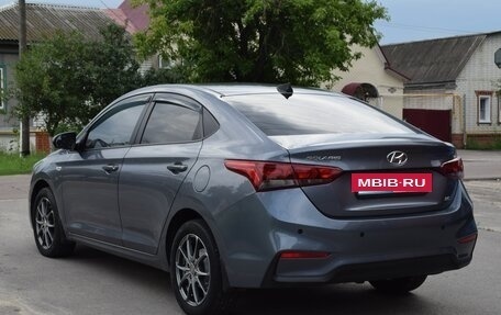 Hyundai Solaris II рестайлинг, 2018 год, 1 230 000 рублей, 10 фотография