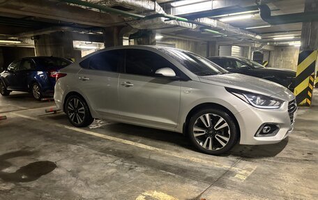 Hyundai Solaris II рестайлинг, 2018 год, 1 650 000 рублей, 4 фотография