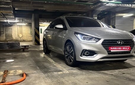 Hyundai Solaris II рестайлинг, 2018 год, 1 650 000 рублей, 3 фотография