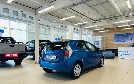 Toyota Aqua I, 2014 год, 999 999 рублей, 6 фотография