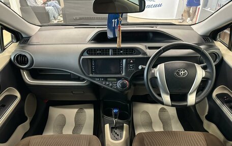 Toyota Aqua I, 2014 год, 999 999 рублей, 16 фотография