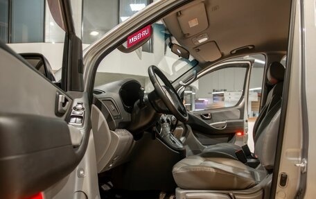 Hyundai Grand Starex Grand Starex I рестайлинг 2, 2013 год, 1 695 000 рублей, 7 фотография