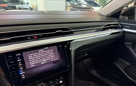 Volkswagen Passat CC, 2021 год, 2 450 000 рублей, 9 фотография