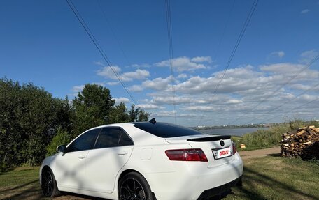 Toyota Camry, 2011 год, 1 850 000 рублей, 2 фотография