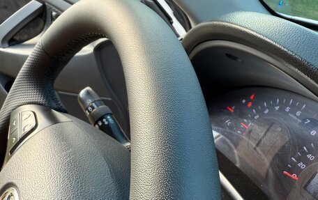 Toyota Camry, 2011 год, 1 850 000 рублей, 20 фотография