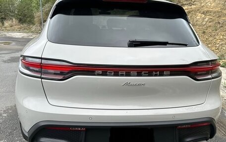 Porsche Macan I рестайлинг, 2022 год, 5 600 000 рублей, 3 фотография