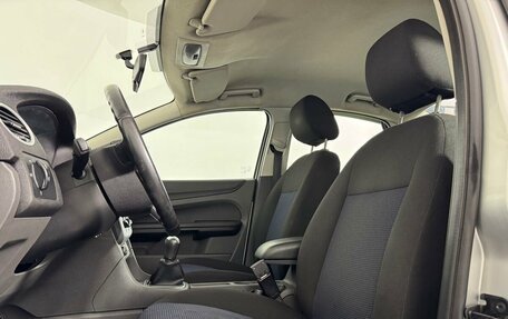 Ford Focus II рестайлинг, 2005 год, 395 000 рублей, 15 фотография
