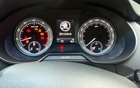 Skoda Octavia, 2017 год, 1 600 000 рублей, 13 фотография
