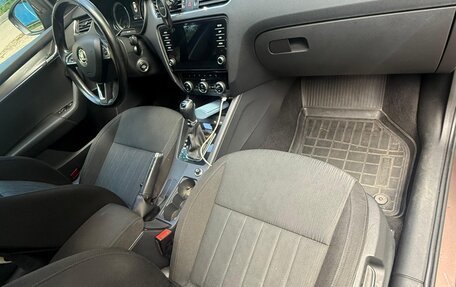Skoda Octavia, 2017 год, 1 600 000 рублей, 17 фотография