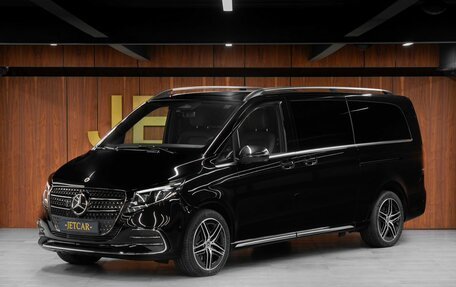 Mercedes-Benz V-Класс, 2025 год, 29 370 000 рублей, 2 фотография