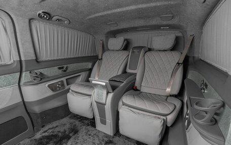 Mercedes-Benz V-Класс, 2025 год, 29 370 000 рублей, 25 фотография