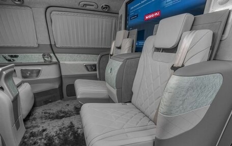 Mercedes-Benz V-Класс, 2025 год, 29 370 000 рублей, 34 фотография