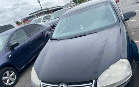 Volkswagen Jetta VI, 2009 год, 690 000 рублей, 2 фотография