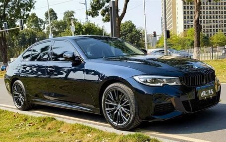 BMW 3 серия, 2022 год, 3 800 000 рублей, 1 фотография