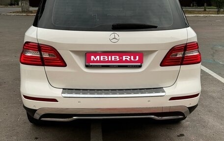 Mercedes-Benz M-Класс, 2014 год, 3 300 000 рублей, 4 фотография