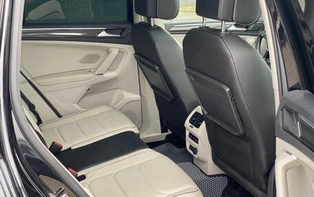 Volkswagen Tiguan II, 2018 год, 3 250 000 рублей, 11 фотография