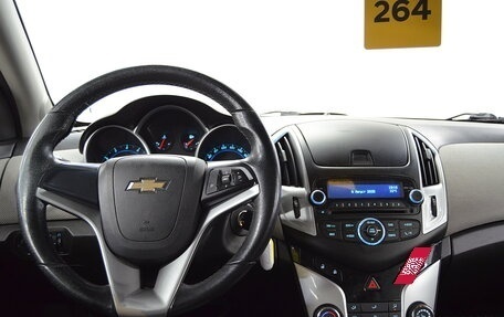 Chevrolet Cruze II, 2013 год, 690 000 рублей, 10 фотография