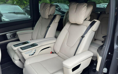 Mercedes-Benz V-Класс, 2025 год, 15 680 000 рублей, 18 фотография