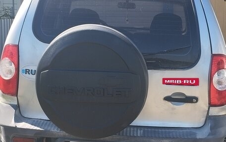 Chevrolet Niva I рестайлинг, 2010 год, 370 000 рублей, 4 фотография