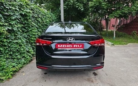 Hyundai Solaris II рестайлинг, 2022 год, 1 900 000 рублей, 4 фотография