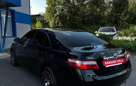 Toyota Camry, 2011 год, 1 350 000 рублей, 7 фотография
