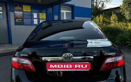Toyota Camry, 2011 год, 1 350 000 рублей, 4 фотография