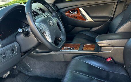 Toyota Camry, 2011 год, 1 350 000 рублей, 23 фотография