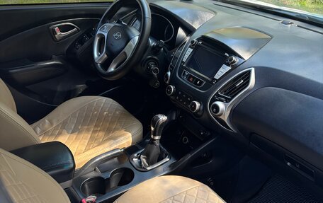 Hyundai ix35 I рестайлинг, 2010 год, 890 000 рублей, 11 фотография