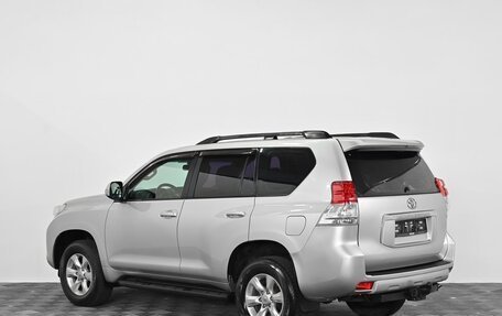 Toyota Land Cruiser Prado 150 рестайлинг 2, 2011 год, 2 249 000 рублей, 3 фотография