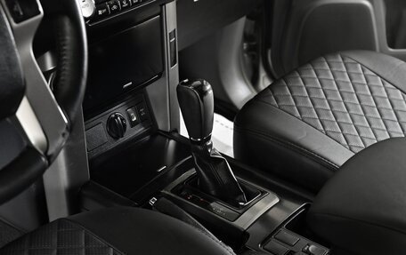 Toyota Land Cruiser Prado 150 рестайлинг 2, 2011 год, 2 249 000 рублей, 10 фотография