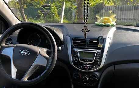 Hyundai Solaris II рестайлинг, 2014 год, 750 000 рублей, 8 фотография