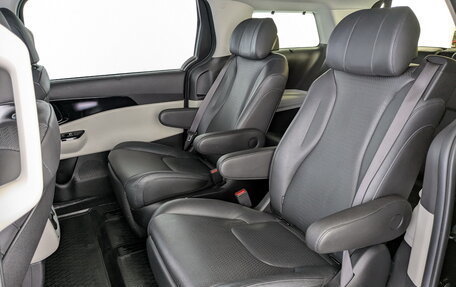 KIA Carnival, 2021 год, 3 750 000 рублей, 12 фотография