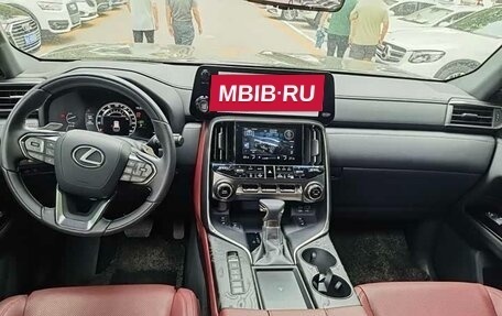Lexus LX, 2022 год, 13 280 000 рублей, 9 фотография