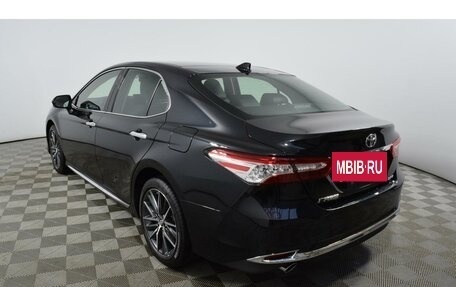 Toyota Camry, 2023 год, 4 045 000 рублей, 7 фотография