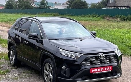 Toyota RAV4, 2021 год, 3 040 000 рублей, 4 фотография