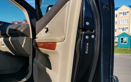 Lexus RX II рестайлинг, 2003 год, 1 495 000 рублей, 14 фотография